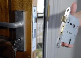 Aqua Locksmith Store Brooklyn, NY 347-647-9166 - 6-Locks-Replace